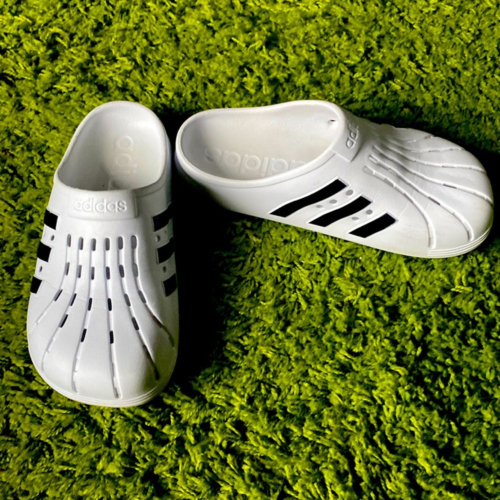 Unisex Adilette Clogs(Womens 8/ Mens 7)